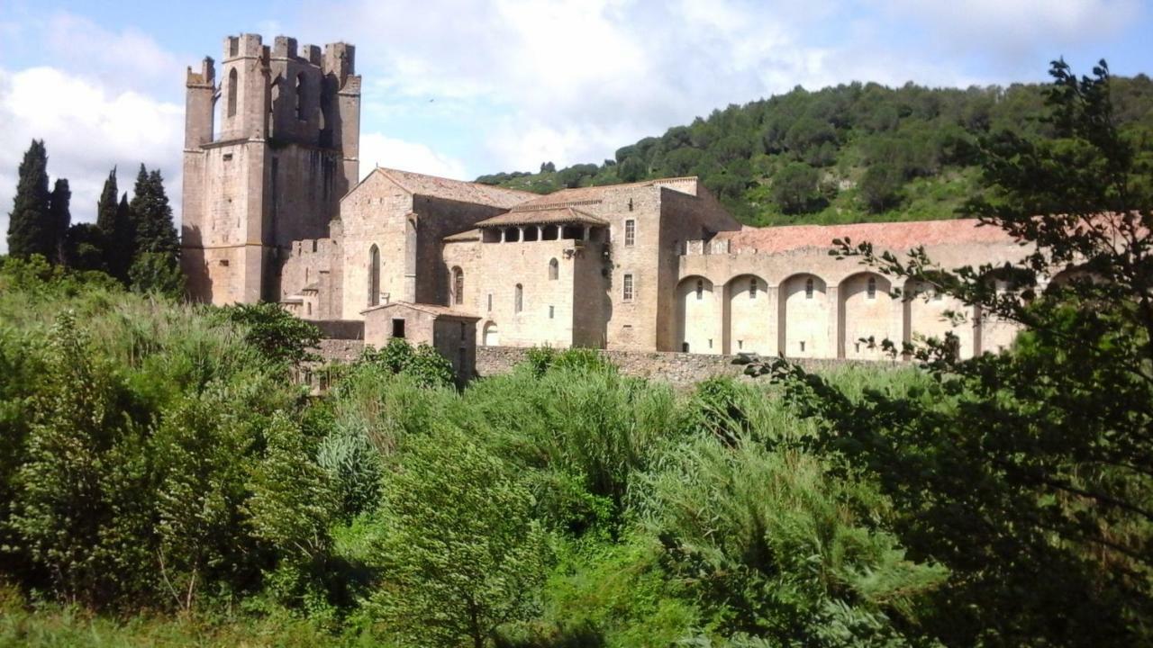 Villa Maison De Caractere Face A L Abbaye De Lagrasse Exterior foto